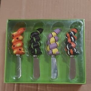 Colorful Snake Handle Spreaders Set